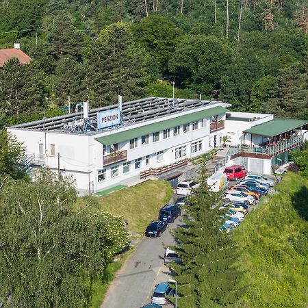 Penzion Kozi Horka U Brnenske Prehrady Брно Экстерьер фото