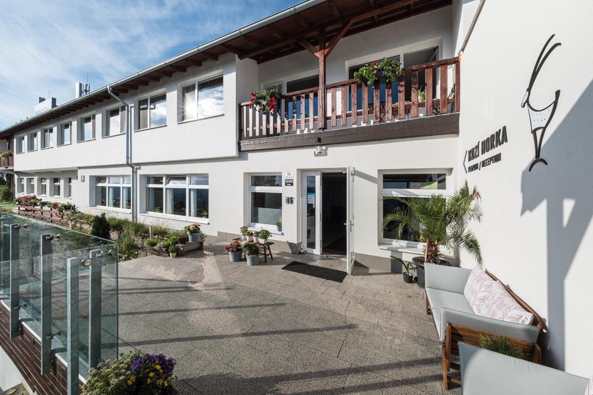 Penzion Kozi Horka U Brnenske Prehrady Брно Экстерьер фото